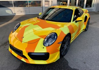 Porsche-Camouflage-Design-Yellow-Orange-
