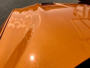ford-mustang-gt-orange_detail_verklebung_lackschutzfolie_Weilheim_die-klebestelle